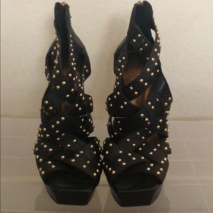 Jessica Simpson heels